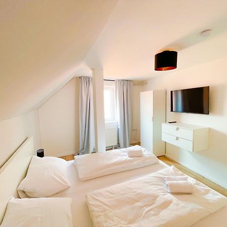 Contactless Self-Check-In - Stayhere Central City Suite 20 그라츠 외부 사진